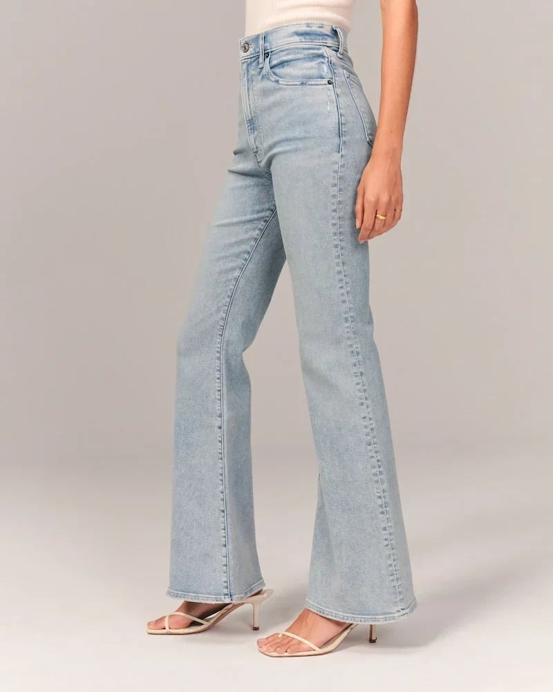 FlareJeans™ - Hochgeschlossene Jeans